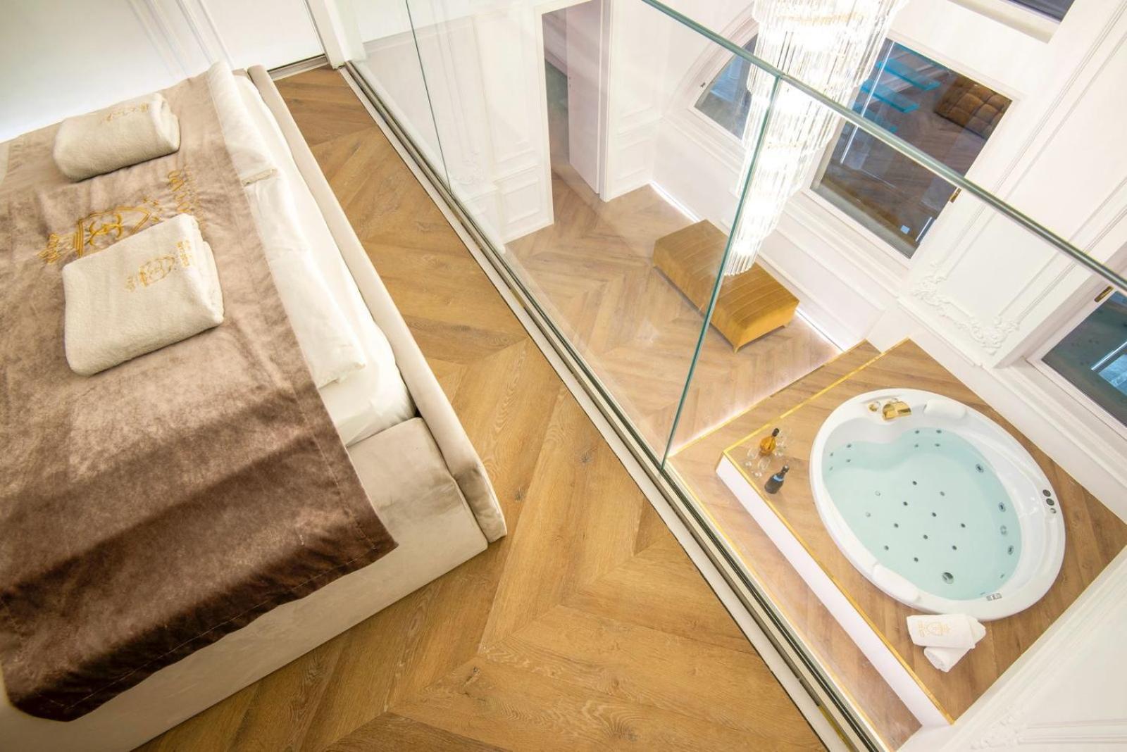 Jacuzzi Royal Apartman *